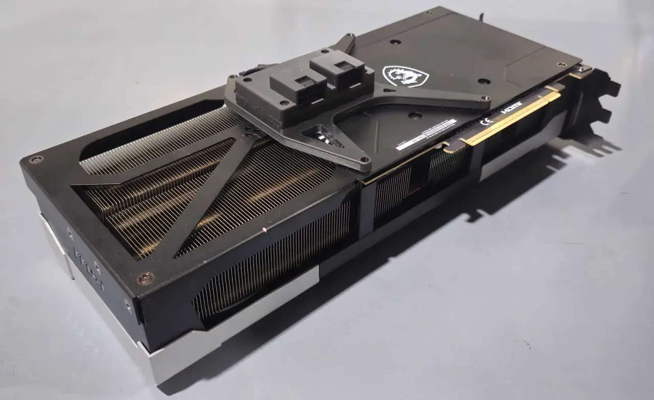 GeForce RTX 5090 qizishini kamaytirish uchun noodatiy usul — 2-rasm